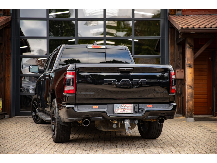 Dodge RAM 1500 5.7 V8 4x4 Crew Cab Laramie