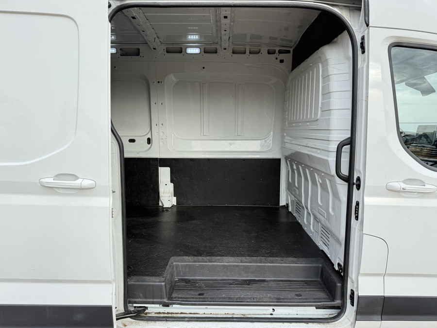 Maxus eDeliver 9 72kWh 204PK Elektrisch L3H2 280km WLTP ACC Stoelverwarming Snelladen Carplay LED Airco