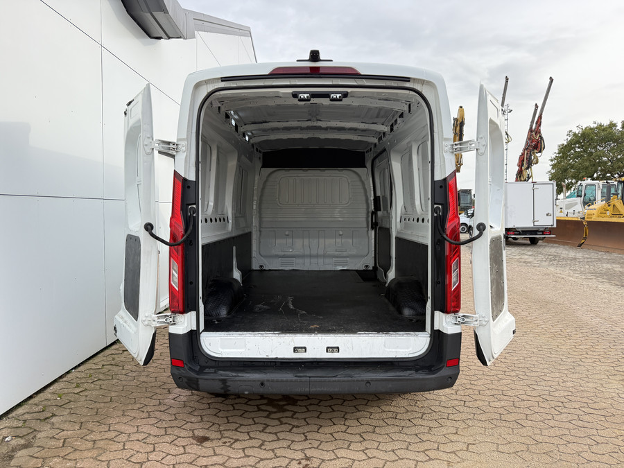 Maxus eDeliver 9 72kWh 204PK Elektrisch L3H2 280km WLTP ACC Stoelverwarming Snelladen Carplay LED Airco