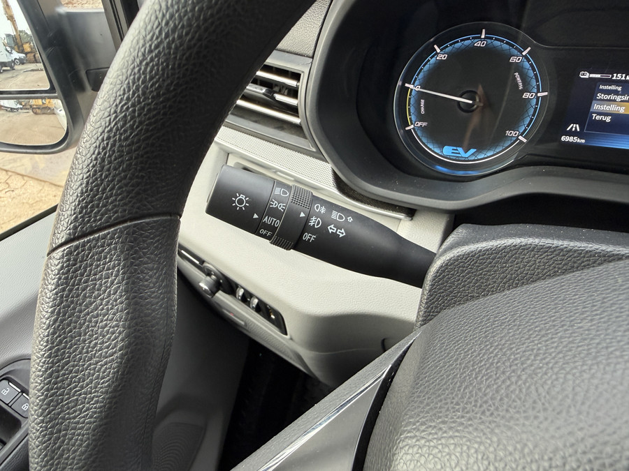 Maxus eDeliver 9 72kWh 204PK Elektrisch L3H2 280km WLTP ACC Stoelverwarming Snelladen Carplay LED Airco