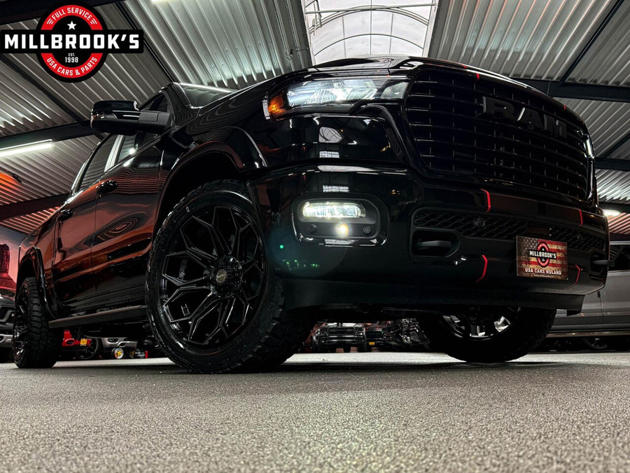 Dodge RAM 1500 Sport Hurricane