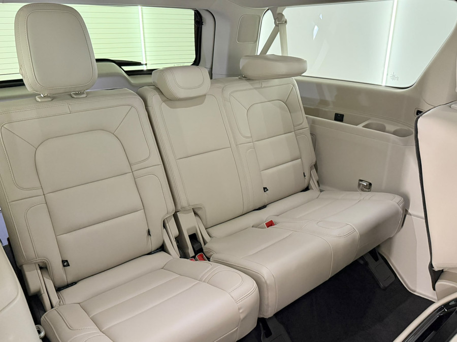 Lincoln Navigator 3.5L V6 Lang Preferred