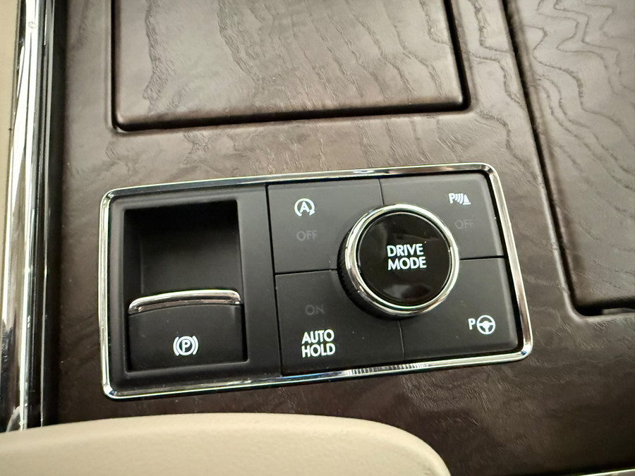 Lincoln Navigator 3.5L V6 Lang Preferred