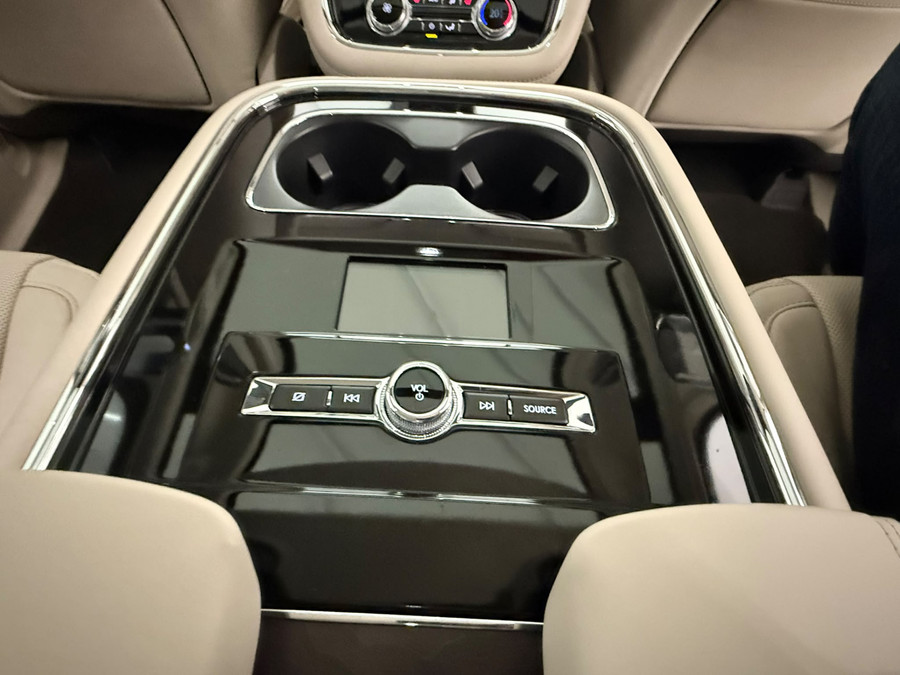 Lincoln Navigator 3.5L V6 Lang Preferred