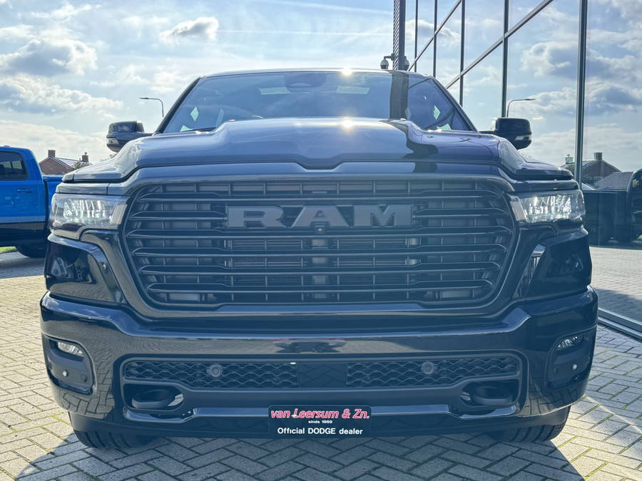 Dodge RAM 1500 Laramie Night Premium 425PK