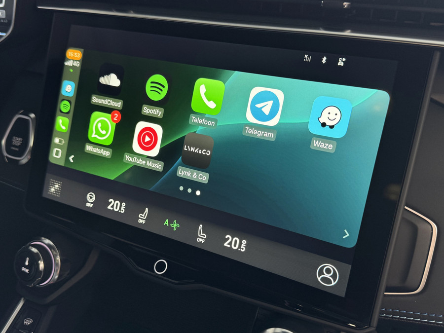 Lynk & Co 01 ✅1.5 261 PK NIEUWE AUTO ✅ 2025 / STOEL VERW. 1.5 261 PK ZWARTE HEMEL 360CAM