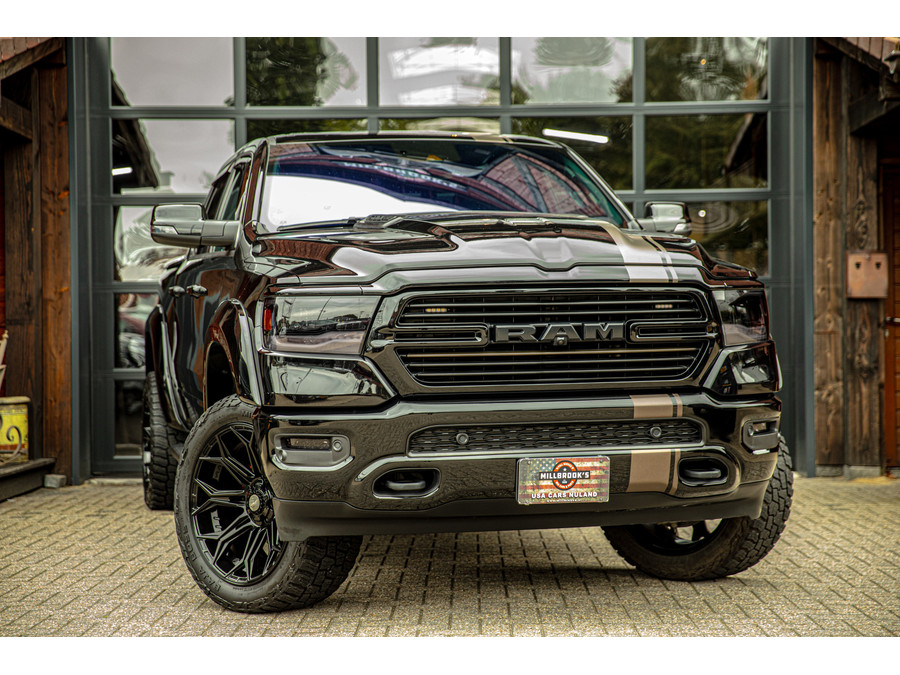 Dodge RAM 1500 5.7 V8 4x4 Crew Cab Laramie