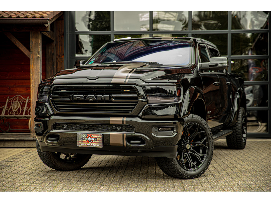 Dodge RAM 1500 5.7 V8 4x4 Crew Cab Laramie