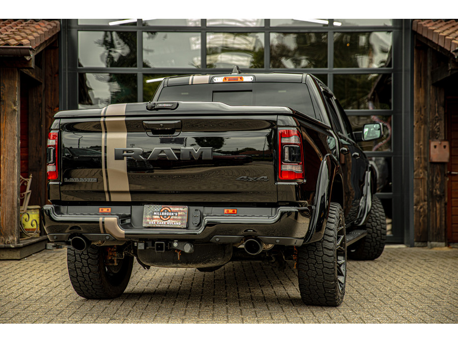 Dodge RAM 1500 5.7 V8 4x4 Crew Cab Laramie