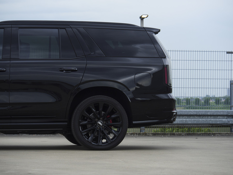 Cadillac Escalade V | 6.2L Supercharged V8 | LT4