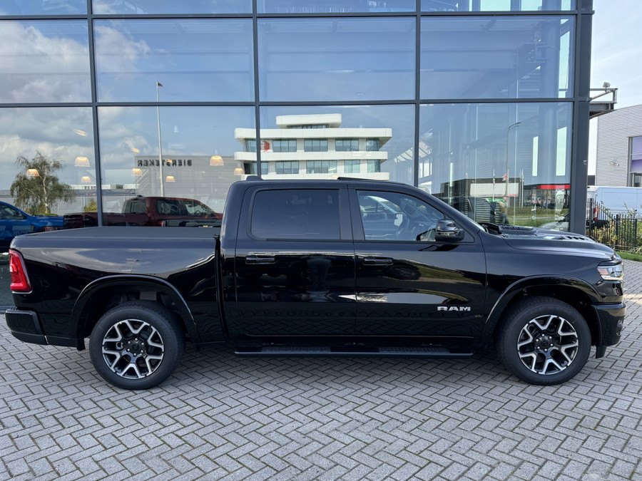 Dodge Ram 1500 Laramie Sport Hurricane