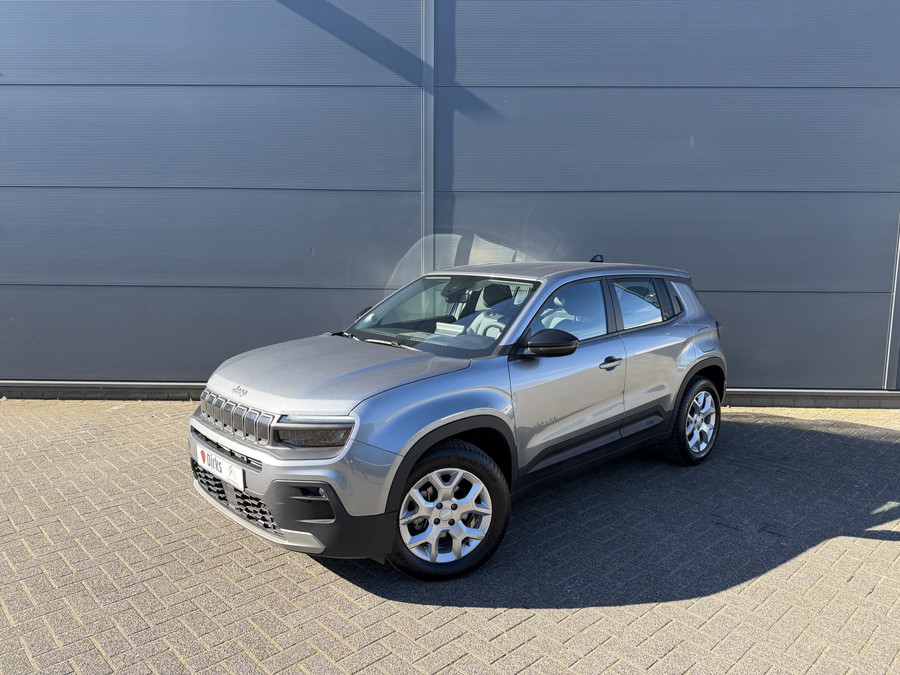 Jeep Avenger 100pk Altitude (Camera - Keyless Entry - Adaptieve Cruise Controle - Elektrische Klep - JBL - LED - 