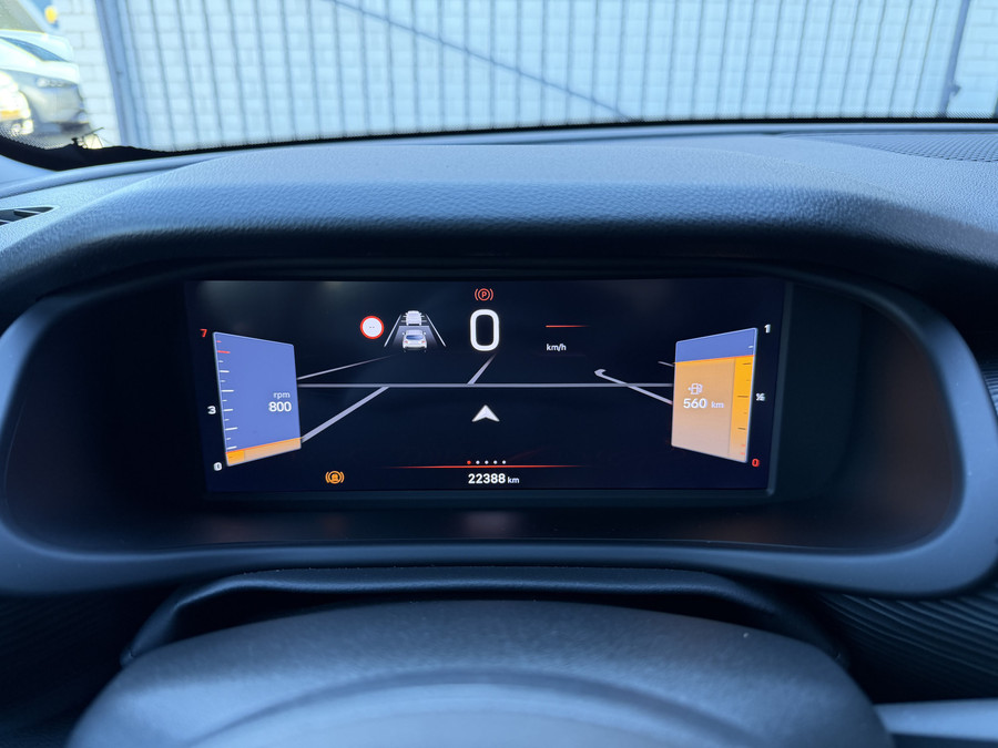 Jeep Avenger 100pk Altitude (Camera - Keyless Entry - Adaptieve Cruise Controle - Elektrische Klep - JBL - LED - 