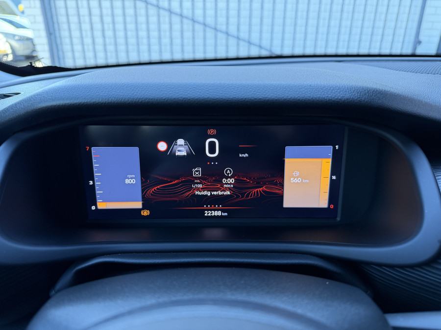 Jeep Avenger 100pk Altitude (Camera - Keyless Entry - Adaptieve Cruise Controle - Elektrische Klep - JBL - LED - 