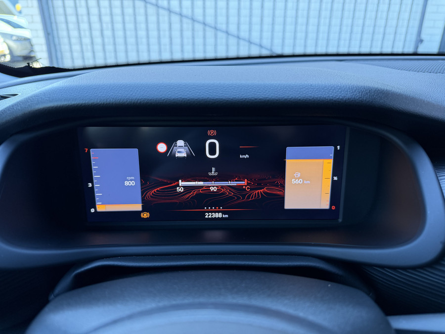 Jeep Avenger 100pk Altitude (Camera - Keyless Entry - Adaptieve Cruise Controle - Elektrische Klep - JBL - LED - 