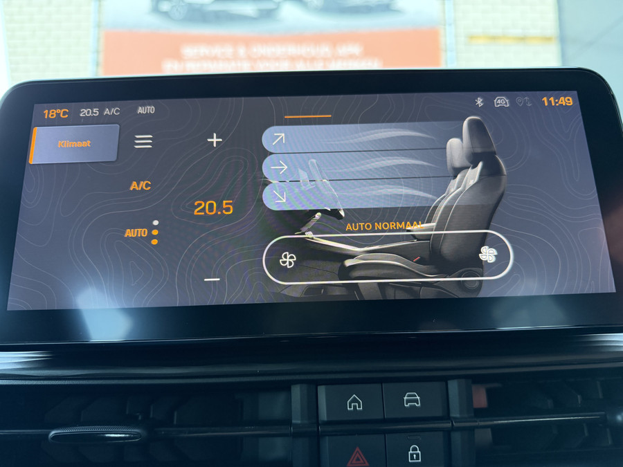 Jeep Avenger 100pk Altitude (Camera - Keyless Entry - Adaptieve Cruise Controle - Elektrische Klep - JBL - LED - 