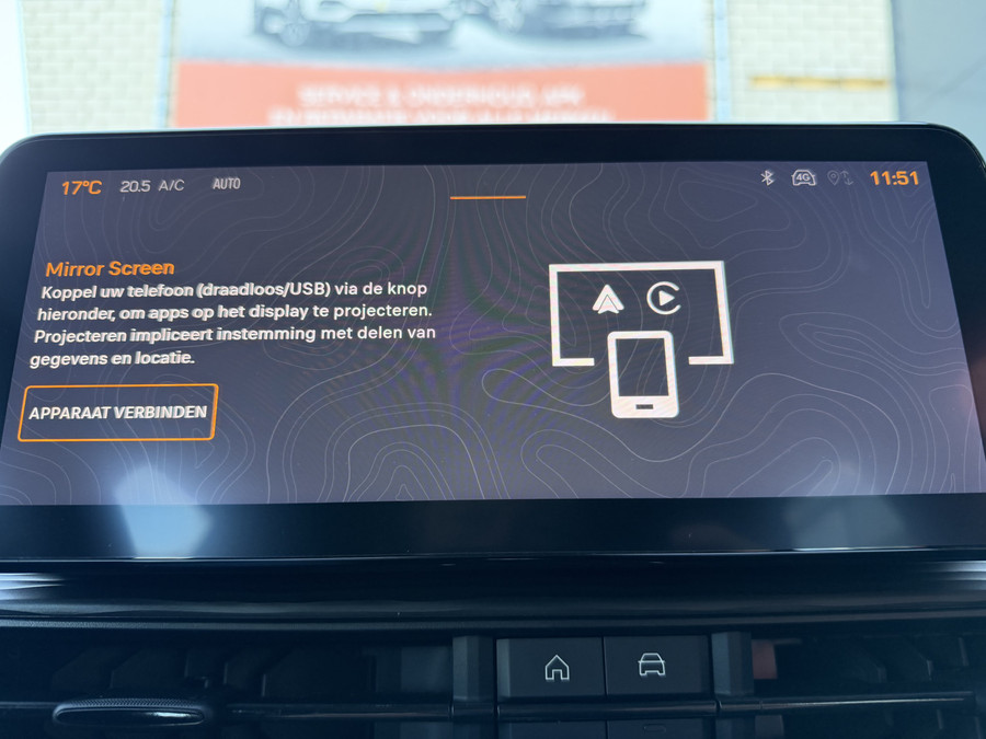 Jeep Avenger 100pk Altitude (Camera - Keyless Entry - Adaptieve Cruise Controle - Elektrische Klep - JBL - LED - 