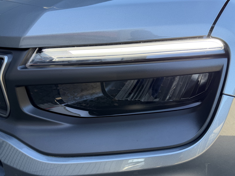 Jeep Avenger 100pk Altitude (Camera - Keyless Entry - Adaptieve Cruise Controle - Elektrische Klep - JBL - LED - 