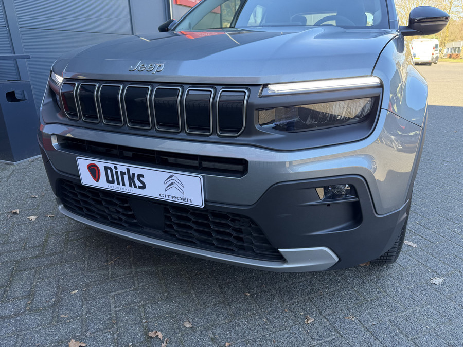 Jeep Avenger 100pk Altitude (Camera - Keyless Entry - Adaptieve Cruise Controle - Elektrische Klep - JBL - LED - 