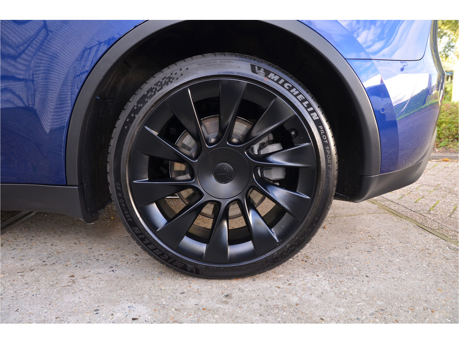 Tesla Model Y Long Range AWD 75 kWh
