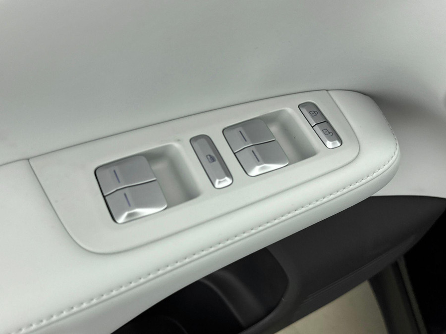 XPENG G6 RWD Long Range 80.8 kWh