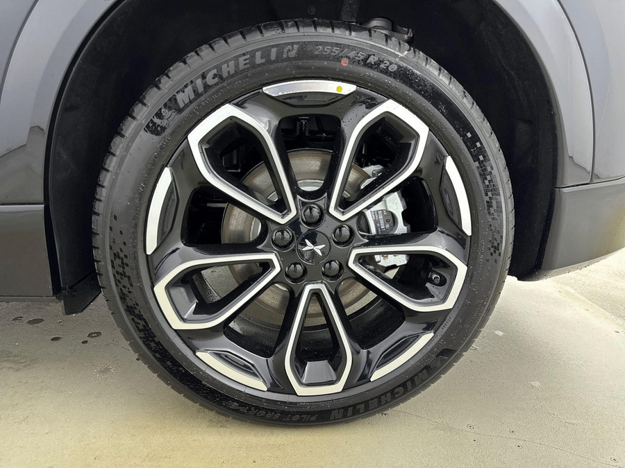 XPENG G6 RWD Long Range 80.8 kWh