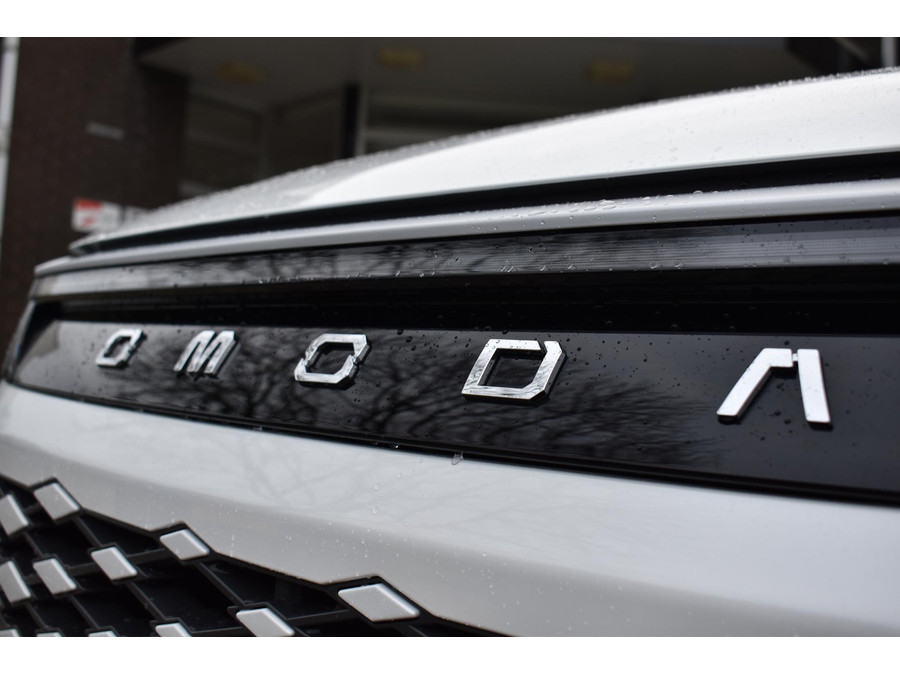 Omoda 9 SHS-P Premium