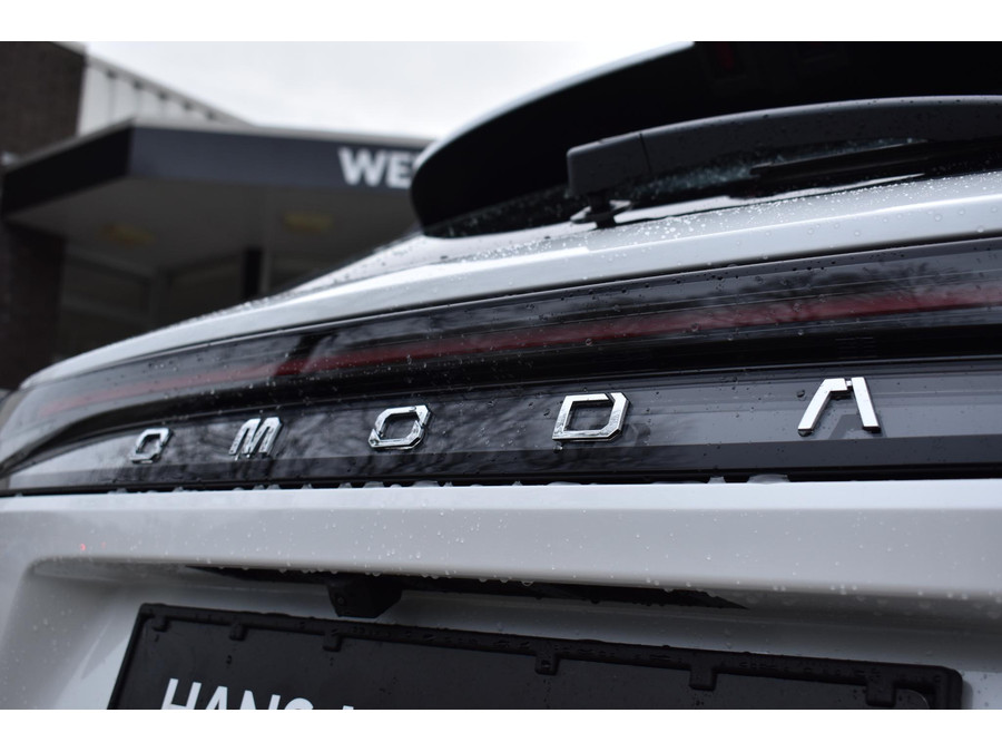 Omoda 9 SHS-P Premium
