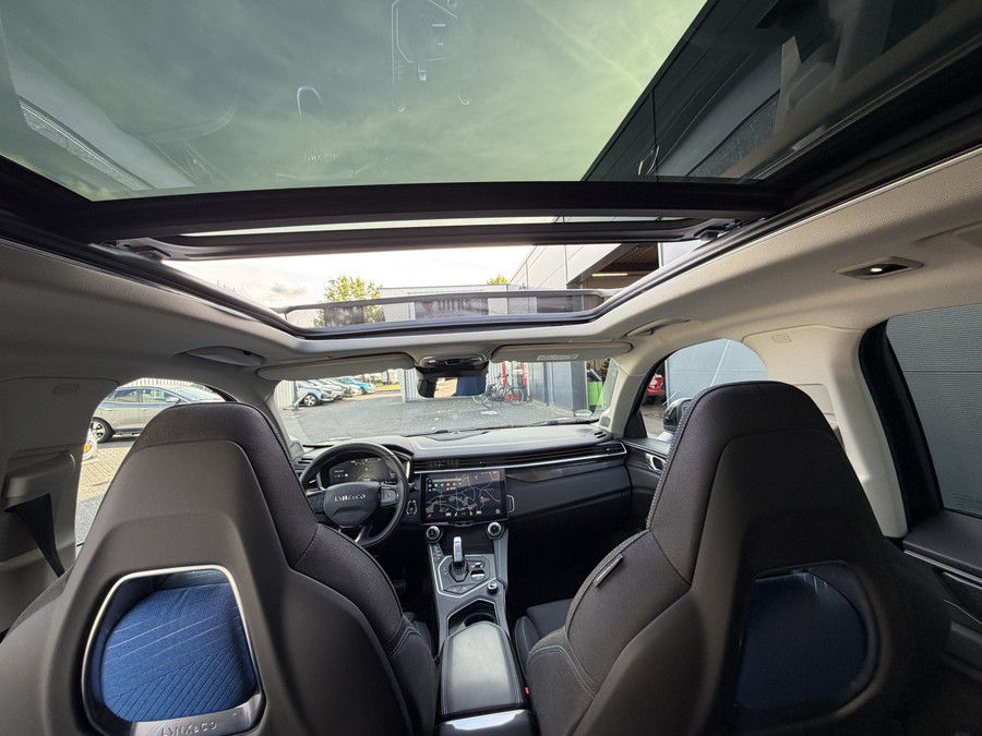Lynk & Co 01 262pk PHEV (Elektrisch Schuifdak - Infinity Sound - 360gr Camera - Stoelverwarming - Elektrische Kle