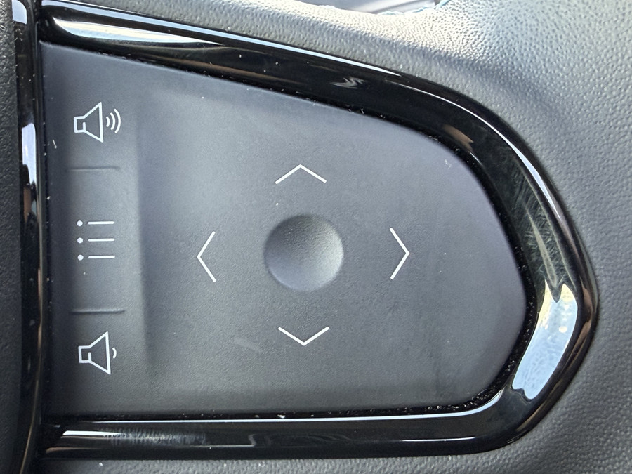 Lynk & Co 01 262pk PHEV (Elektrisch Schuifdak - Infinity Sound - 360gr Camera - Stoelverwarming - Elektrische Kle