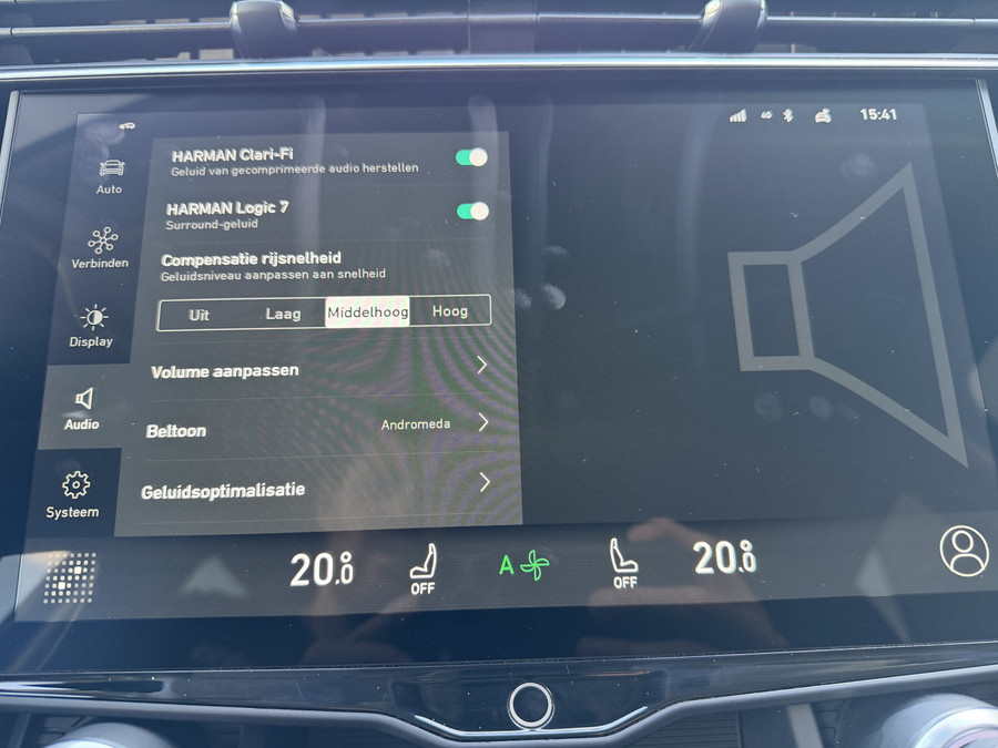 Lynk & Co 01 262pk PHEV (Elektrisch Schuifdak - Infinity Sound - 360gr Camera - Stoelverwarming - Elektrische Kle