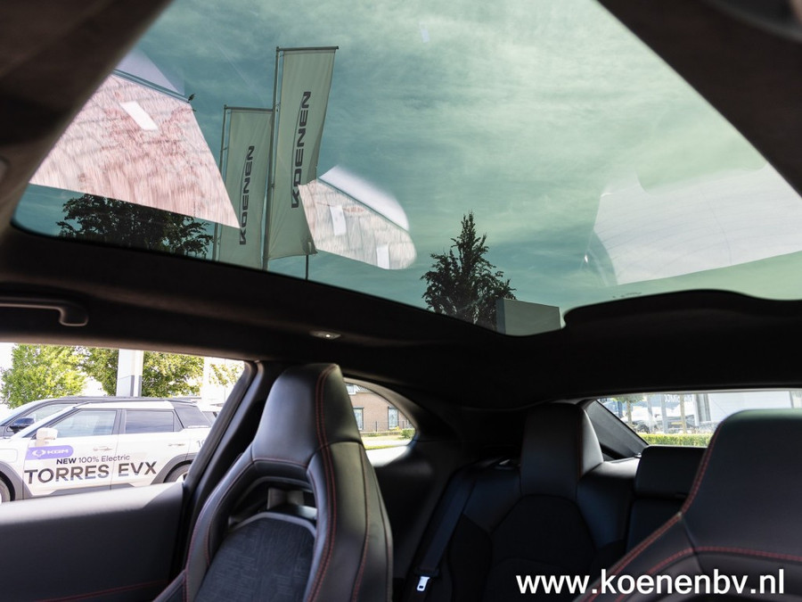 Dodge Charger Daytona R/T Scat Pack/ Plus Group/ Sun and Sound/ Carbon and Suede/ Track Pack