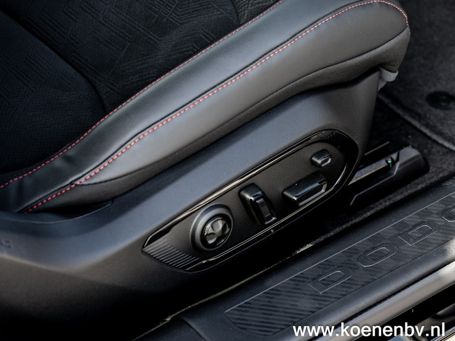 Dodge Charger Daytona R/T Scat Pack/ Plus Group/ Sun and Sound/ Carbon and Suede/ Track Pack