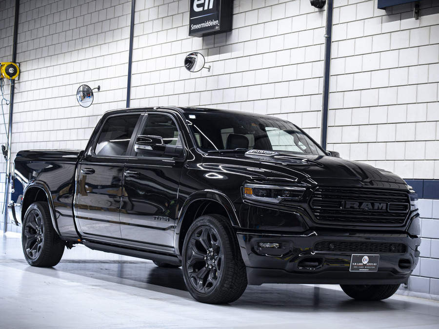 Dodge RAM 1500 Limited Night