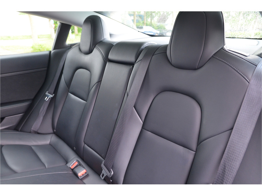 Tesla Model 3 Standard RWD Plus 60 kWh