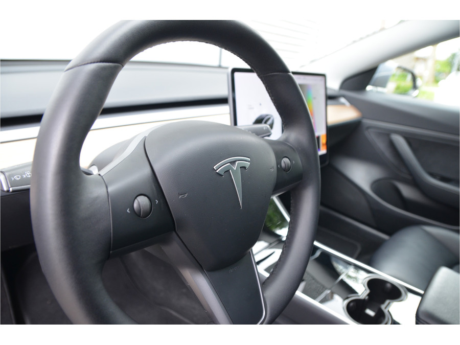 Tesla Model 3 Standard RWD Plus 60 kWh