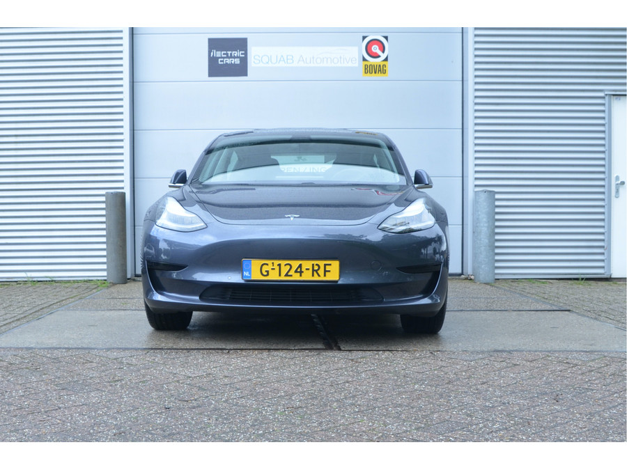 Tesla Model 3 Standard RWD Plus 60 kWh