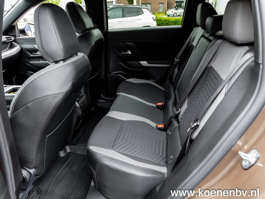 Jeep Compass 1.2 E-Hybrid Autom. First Edition CONVENIENCE PACK / TWO TONE