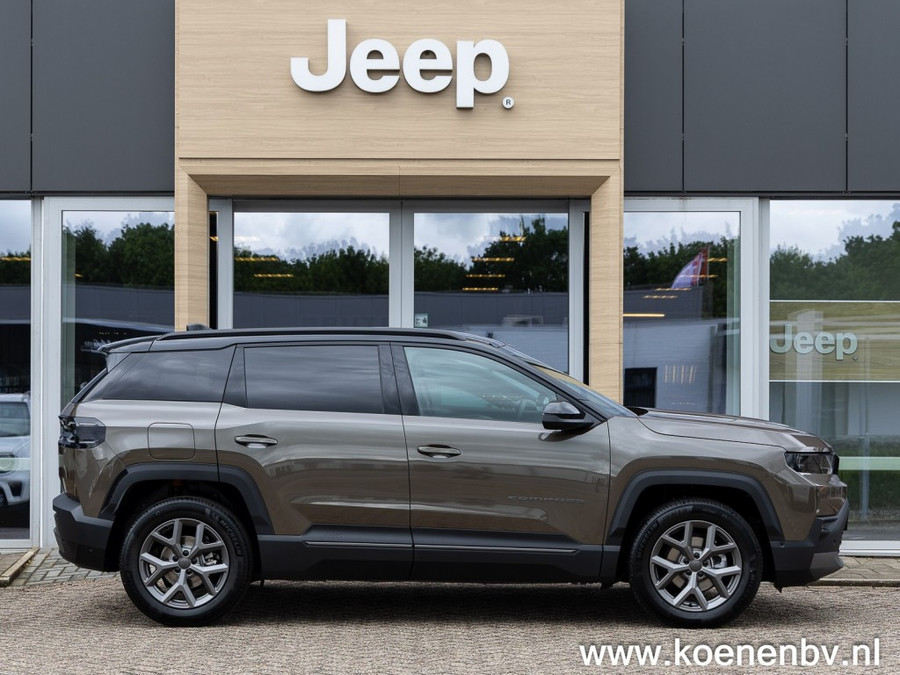 Jeep Compass 1.2 E-Hybrid Autom. First Edition CONVENIENCE PACK / TWO TONE
