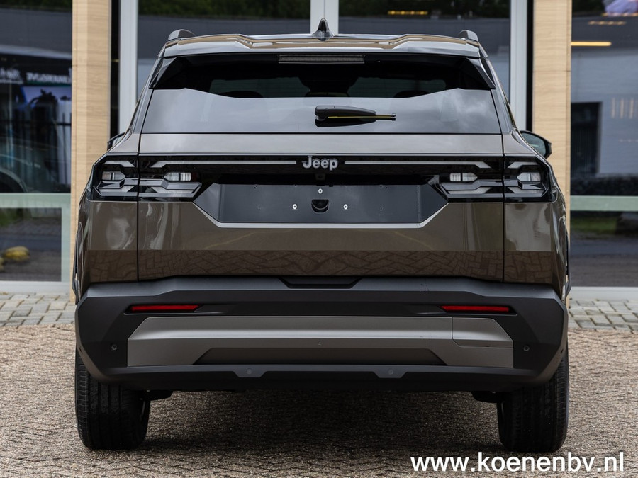 Jeep Compass 1.2 E-Hybrid Autom. First Edition CONVENIENCE PACK / TWO TONE