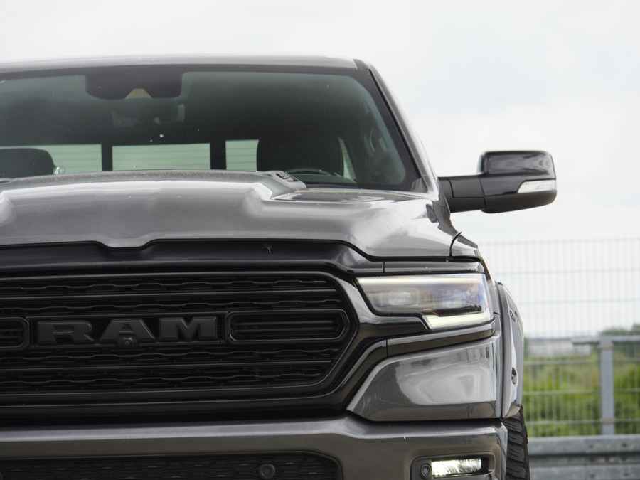 Dodge RAM 1500 5.7 V8 4x4 Crew Cab Limited