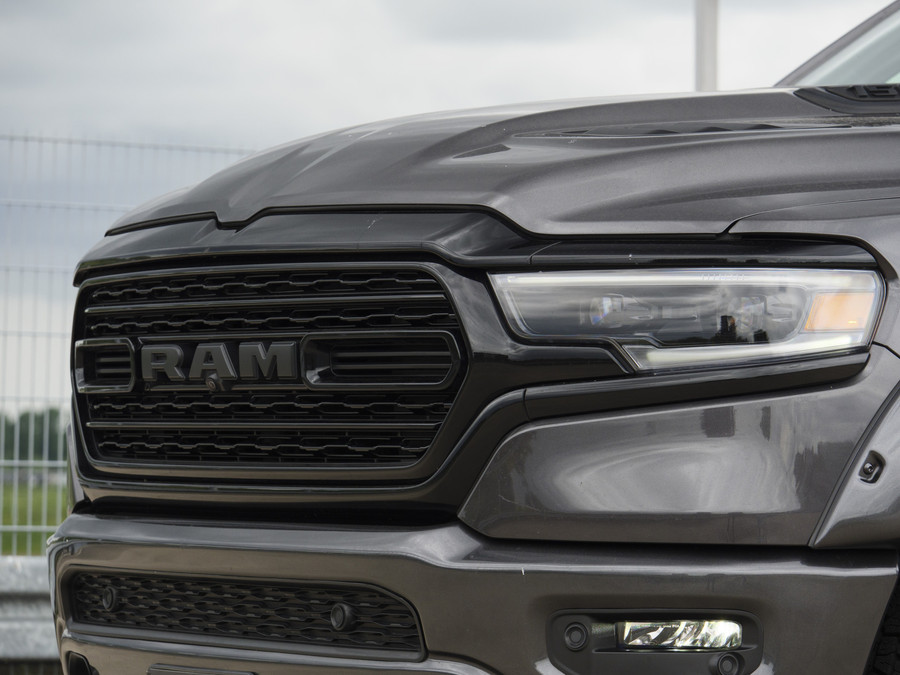 Dodge RAM 1500 5.7 V8 4x4 Crew Cab Limited