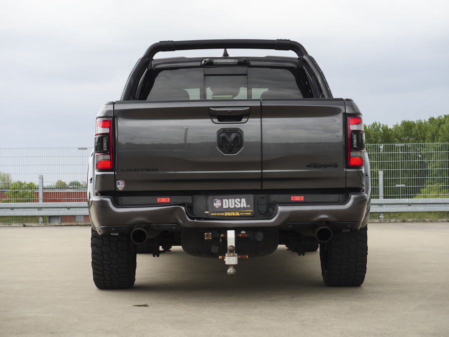 Dodge RAM 1500 5.7 V8 4x4 Crew Cab Limited