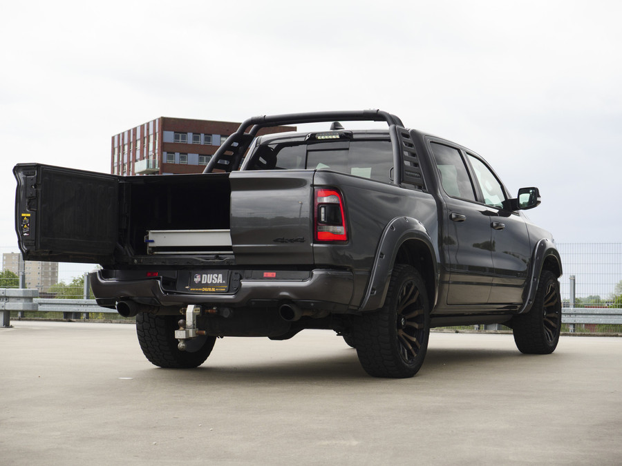 Dodge RAM 1500 5.7 V8 4x4 Crew Cab Limited