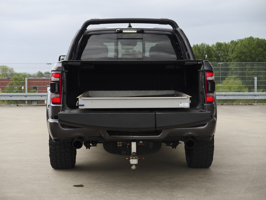 Dodge RAM 1500 5.7 V8 4x4 Crew Cab Limited