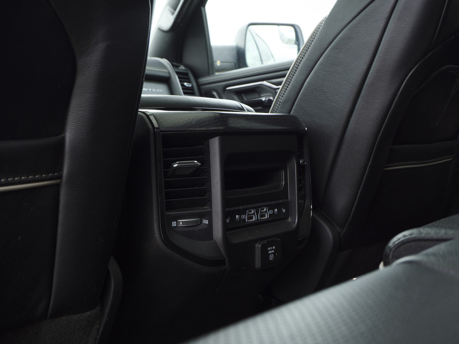 Dodge RAM 1500 5.7 V8 4x4 Crew Cab Limited