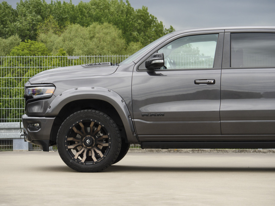 Dodge RAM 1500 5.7 V8 4x4 Crew Cab Limited