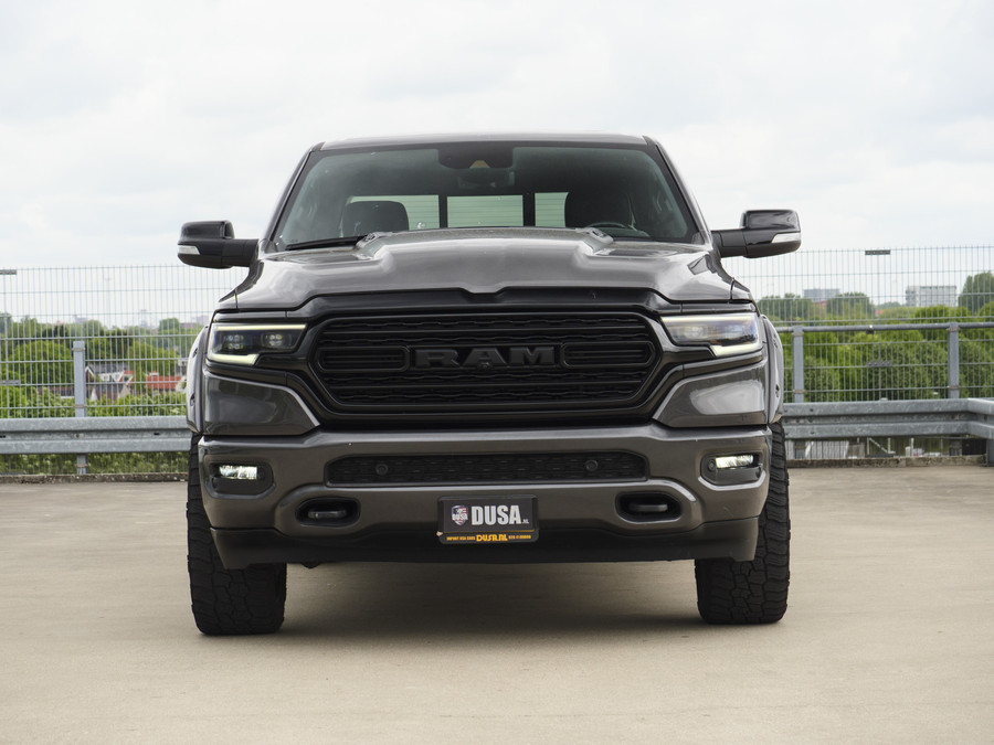 Dodge RAM 1500 5.7 V8 4x4 Crew Cab Limited