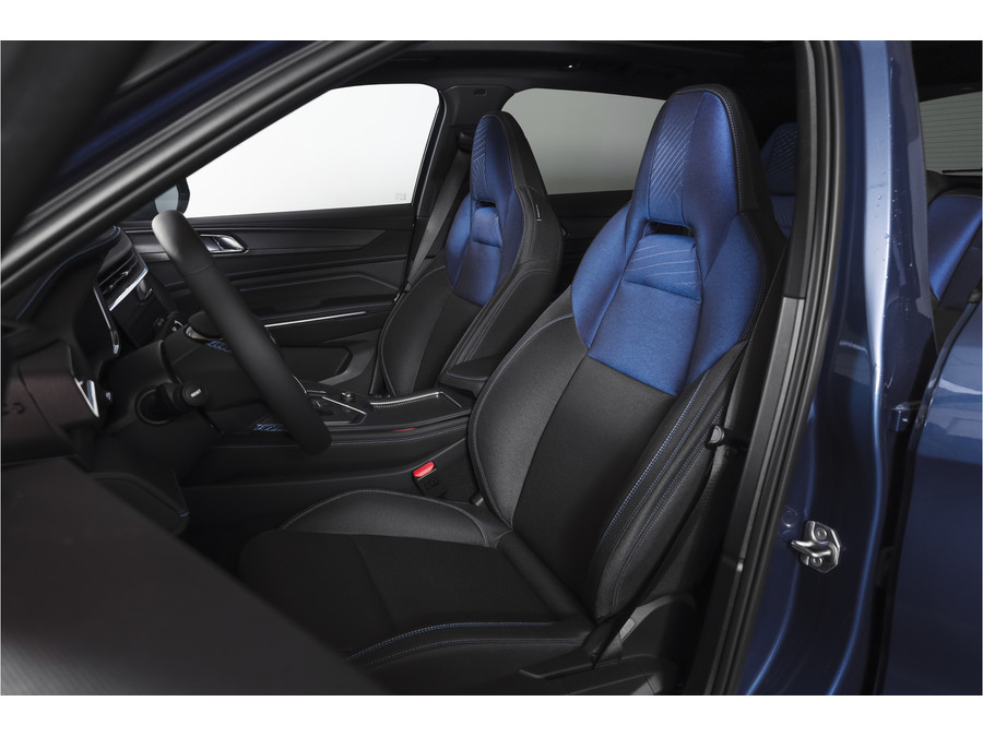 Lynk & Co 01 1.5 PHEV 261PK MY24