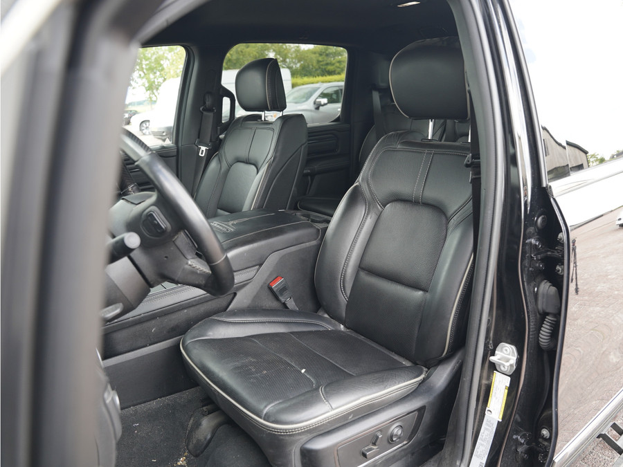 Dodge RAM 1500 5.7 V8 4x4 Crew Cab Limited